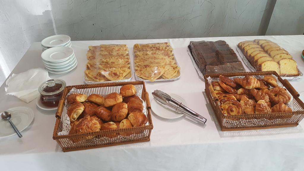 Rania Belmadina Hotel Casablanca Extérieur photo