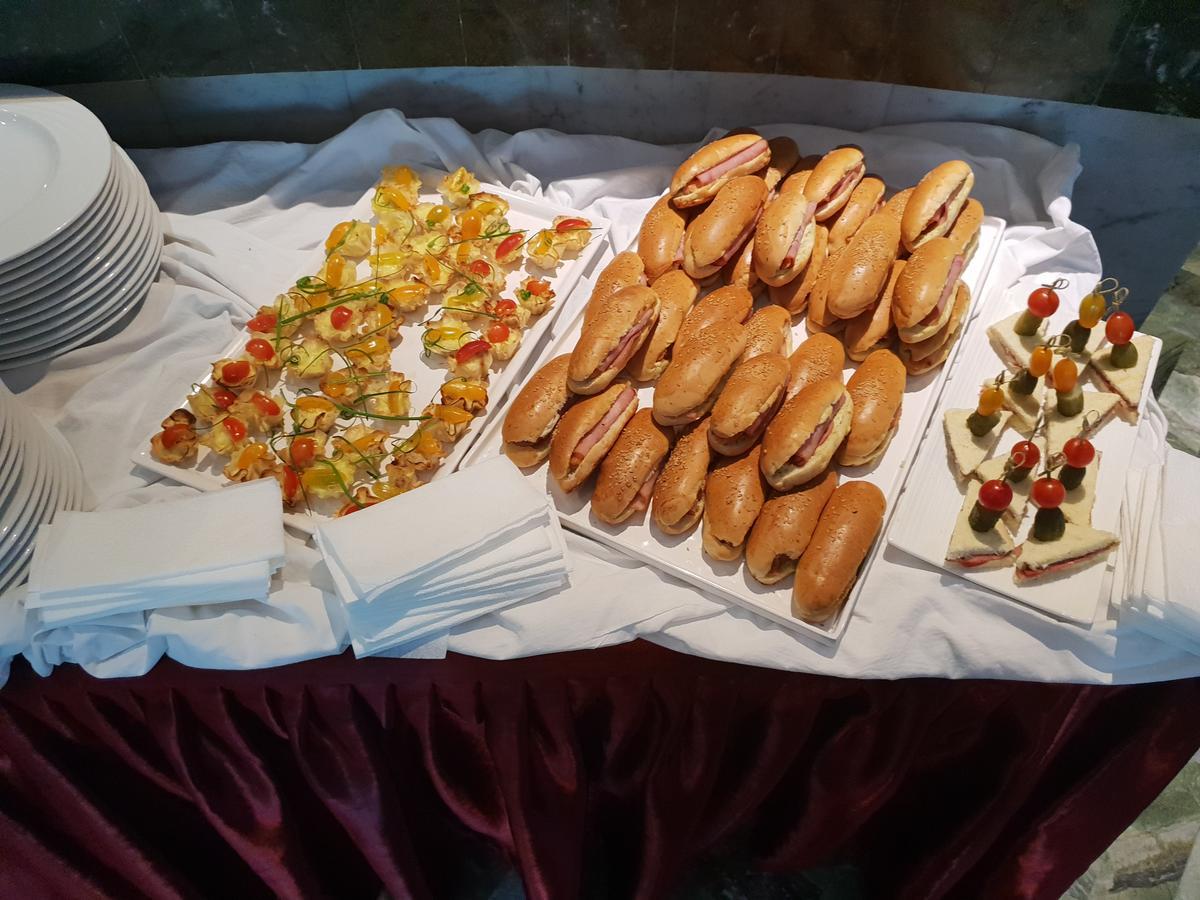 Rania Belmadina Hotel Casablanca Extérieur photo